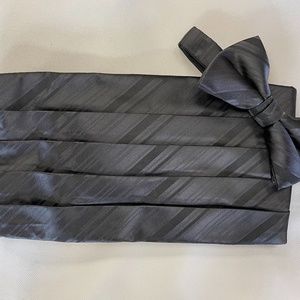 Cardi Pewter Satin Stripe Cummerbund/Bow Tie Set